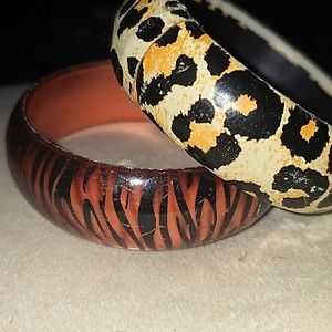 2 bracelets different styles - cheetah and brown peachy color